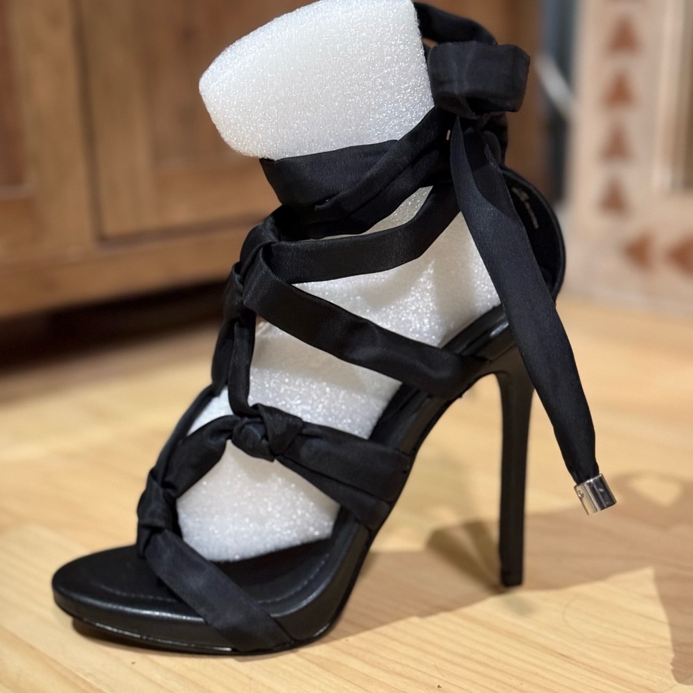 Steve Madden Black Strappy Heels - Picture 4 of 6